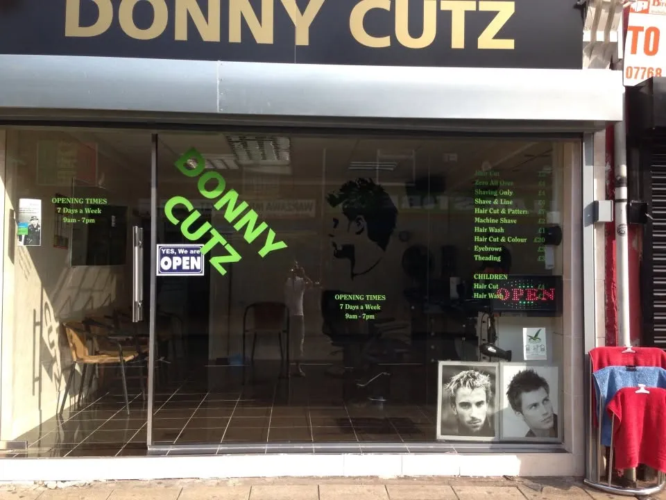 Inside Donny Cutz, Doncaster 8